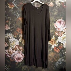 Eileen Fisher black scoop-neck dress with slight hi-lo hem, size 1x